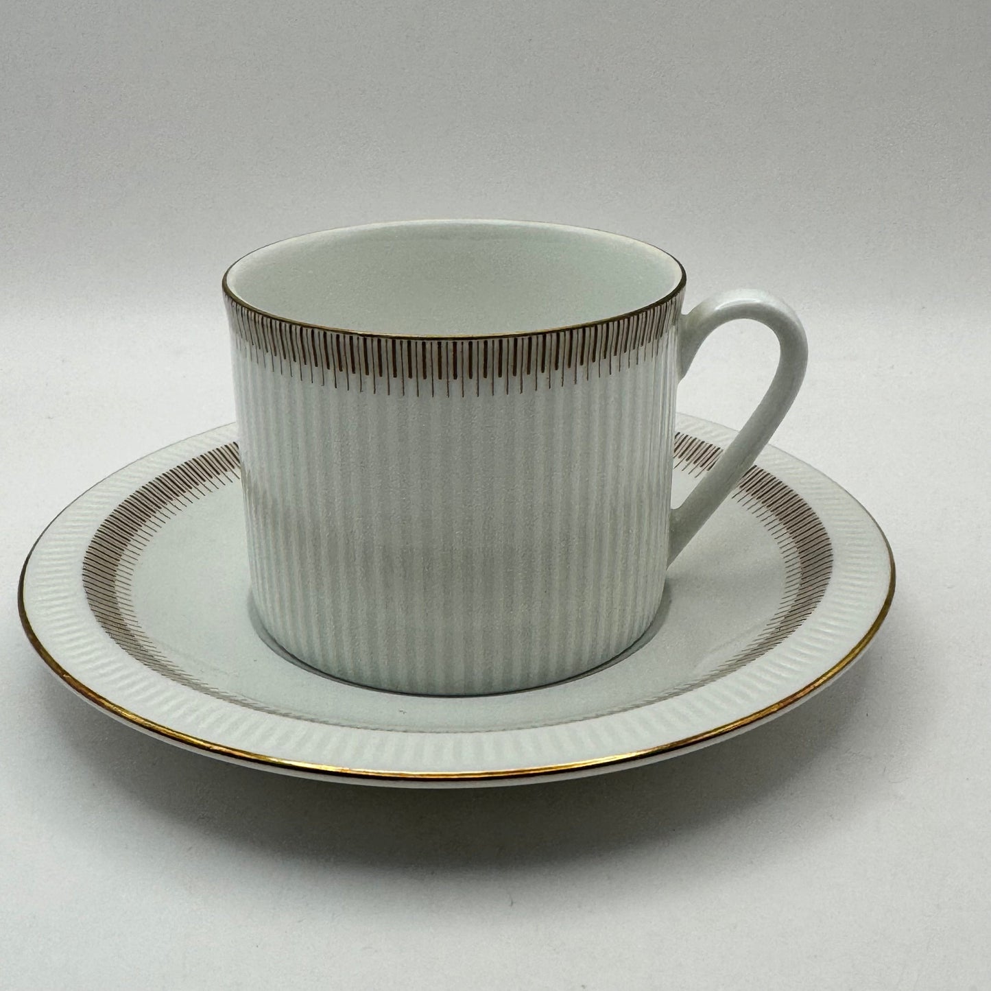 Bowerbird Cottage Arzberg Coffee Cup and Saucer set of 5