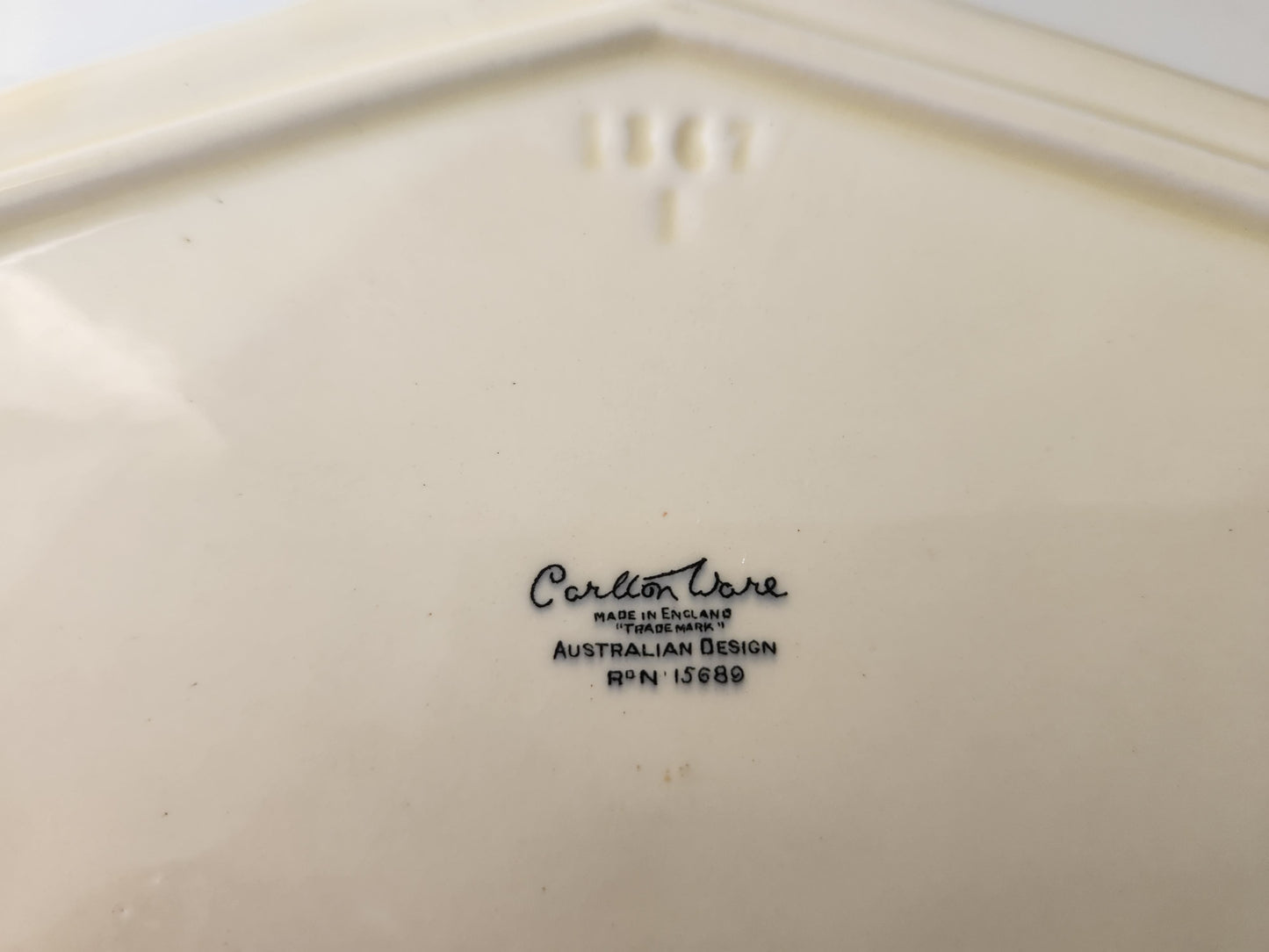 Bowerbird Cottage Carltonware Lettuce Serving Plate