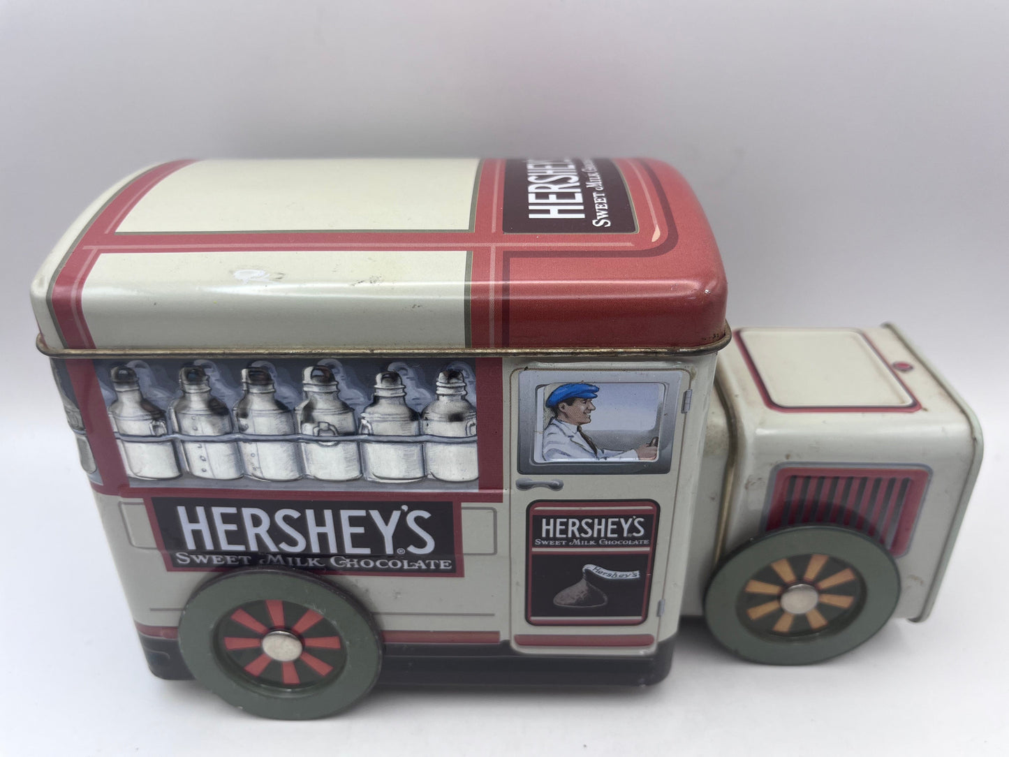 Bowerbird Cottage Hersheys Delivery Van Tin