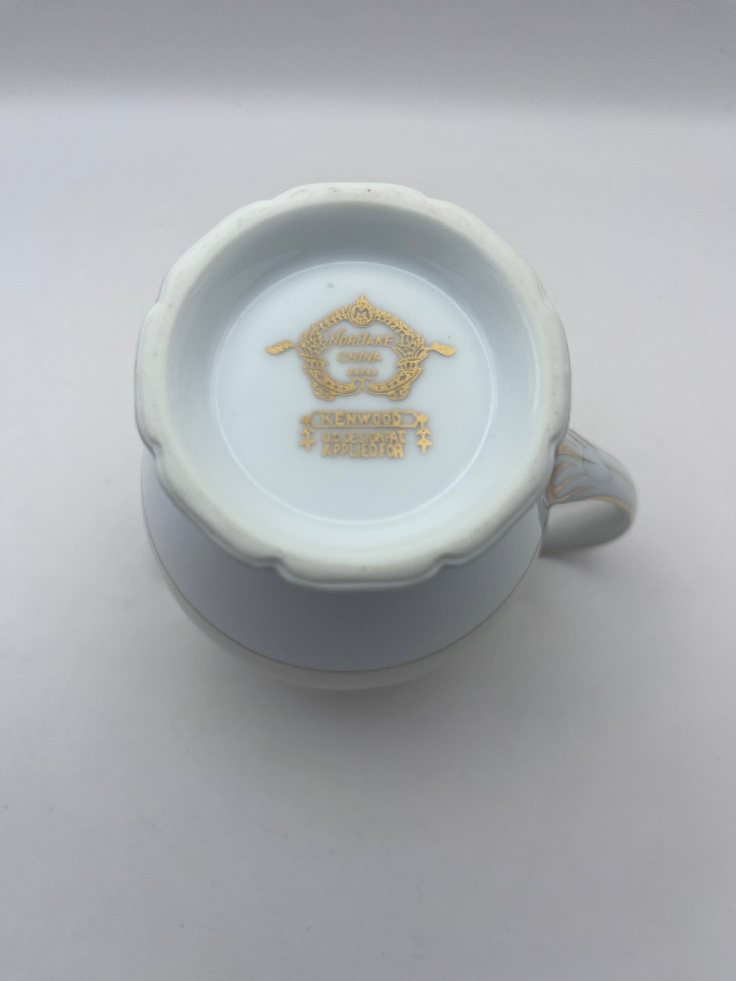 Bowerbird Cottage Noritake China Kenwood Set