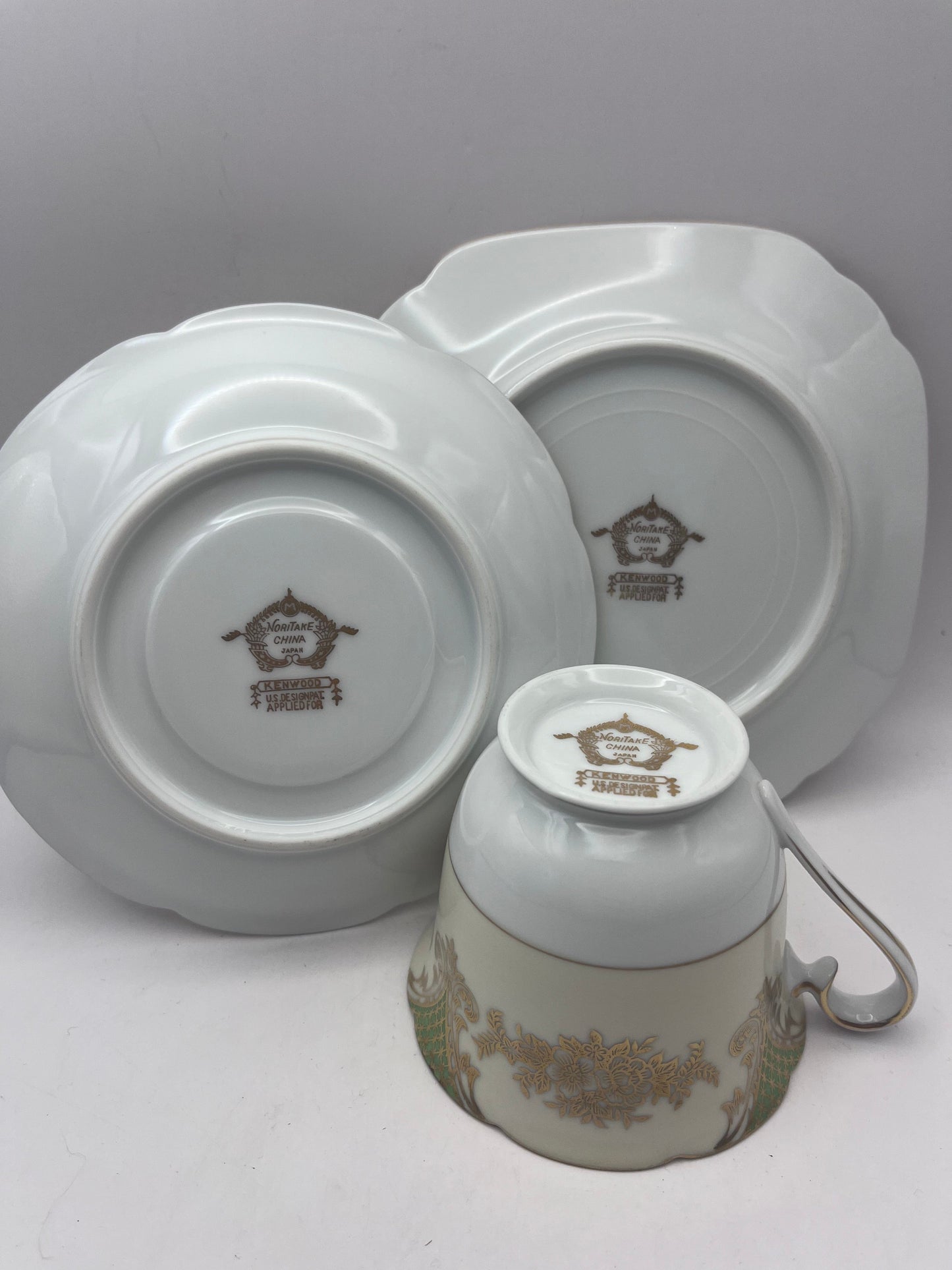Bowerbird Cottage Noritake China Kenwood Set