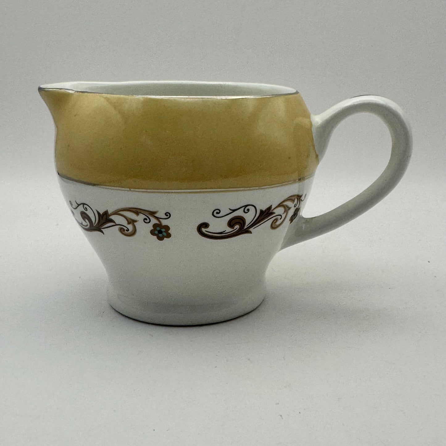 Bowerbird Cottage  Barrats Ironstone Tea Cup Set (2)