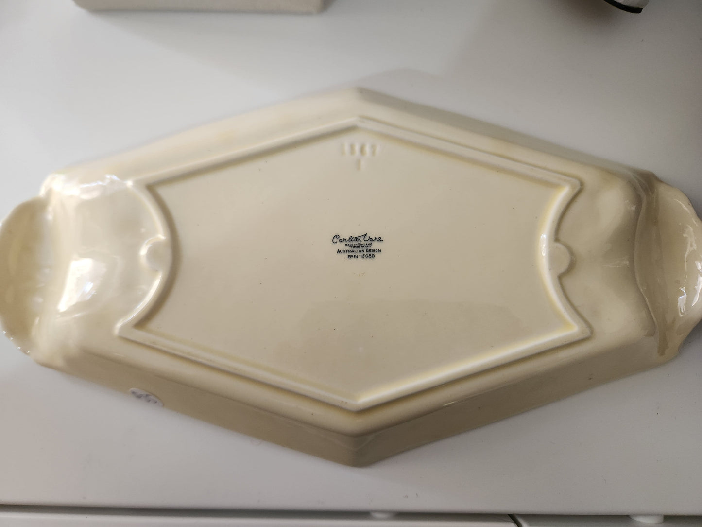 Bowerbird Cottage  Carltonware Lettuce Serving Plate