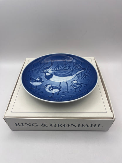 Bowerbird Cottage  Danish Mother’s Day Plate - Bird