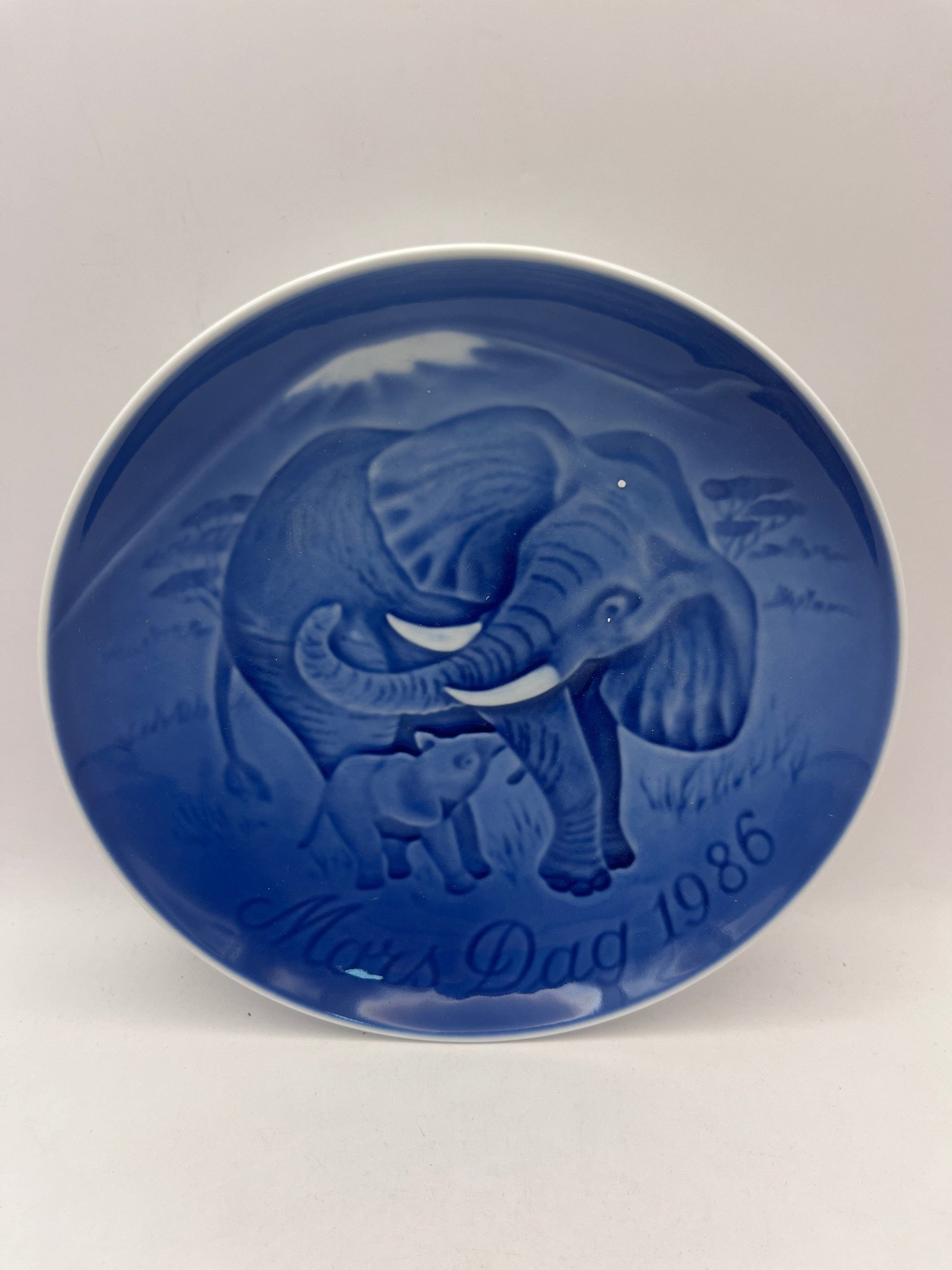 Bowerbird Cottage  Danish Mother’s Day Plate - Elephant