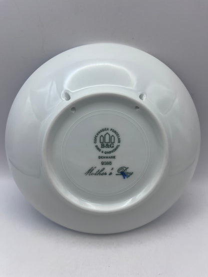 Bowerbird Cottage  Danish Mother’s Day Plate - Elephant