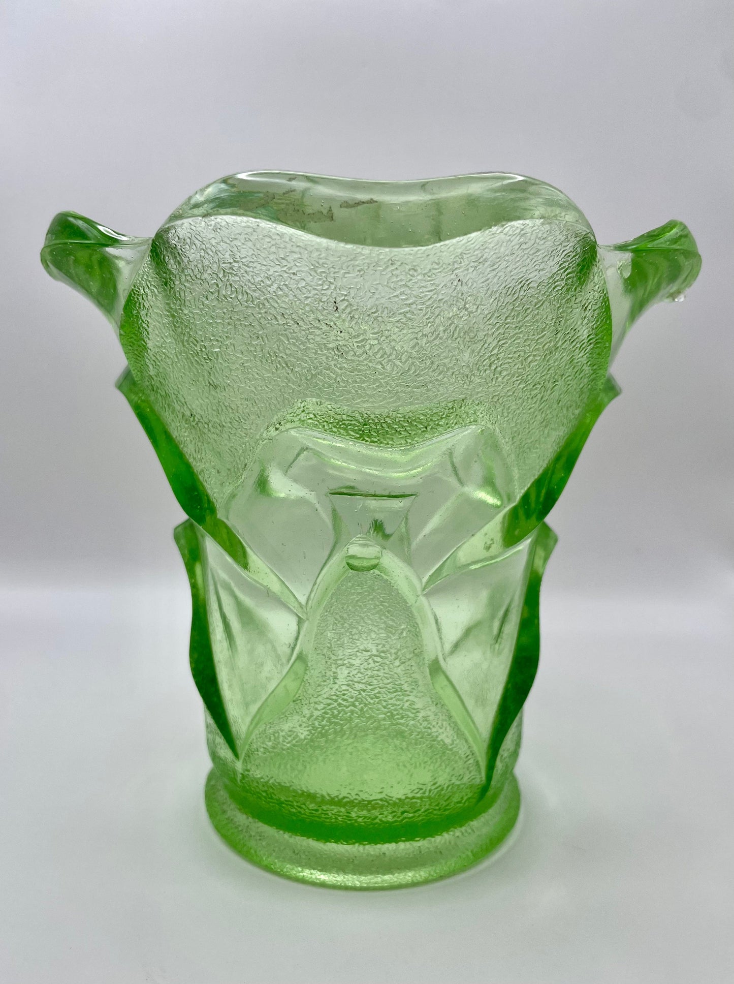 Bowerbird Cottage  Green Art Deco Glass Vase