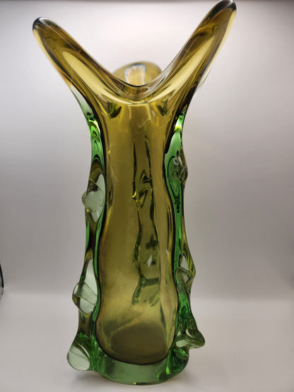 Bowerbird Cottage  Green Art Glass Vase