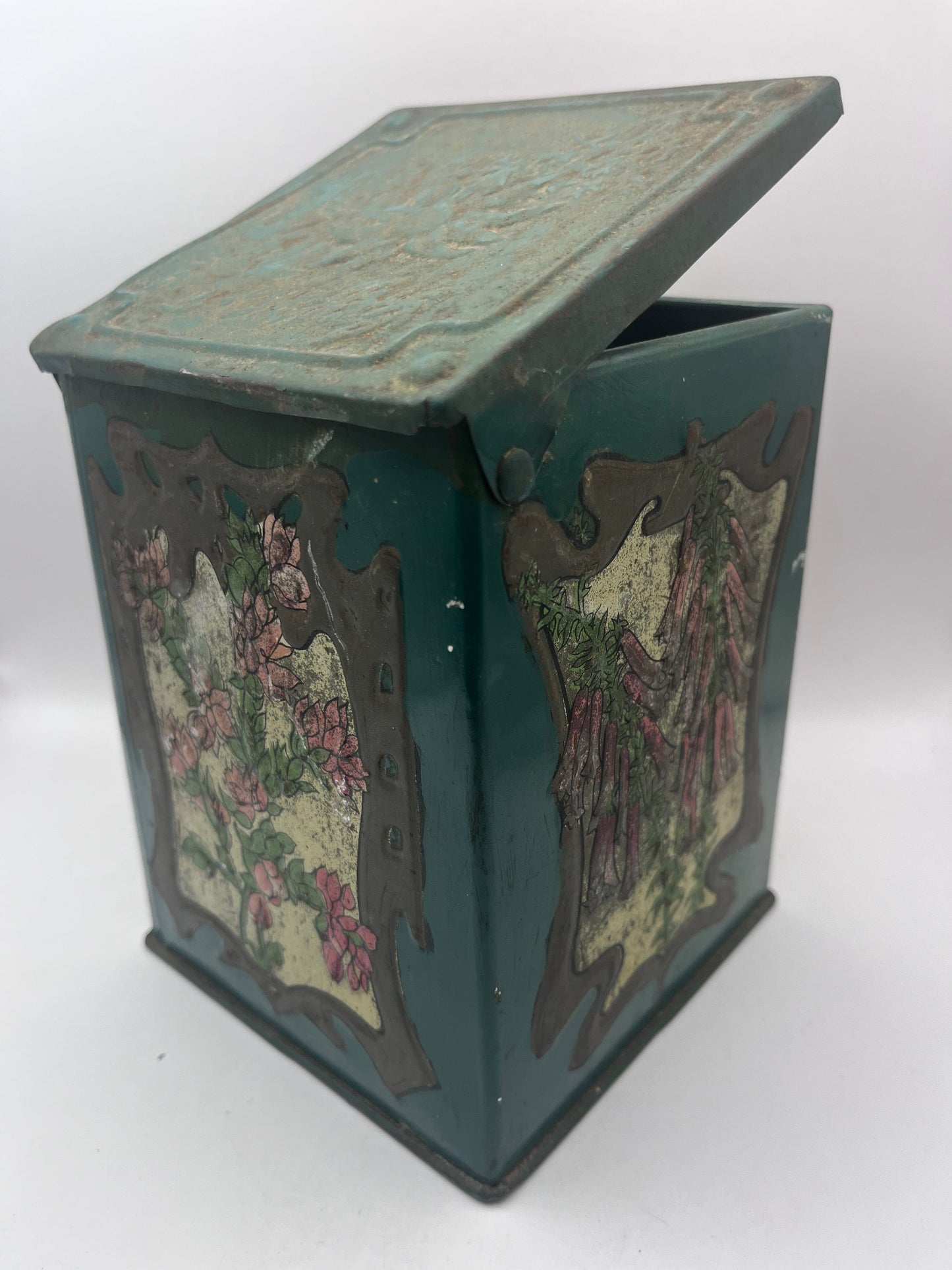 Bowerbird Cottage  Griffith Tea Tins (2)