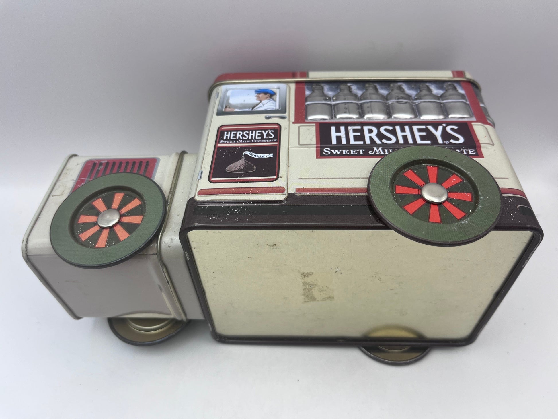 Bowerbird Cottage  Hersheys Delivery Van Tin