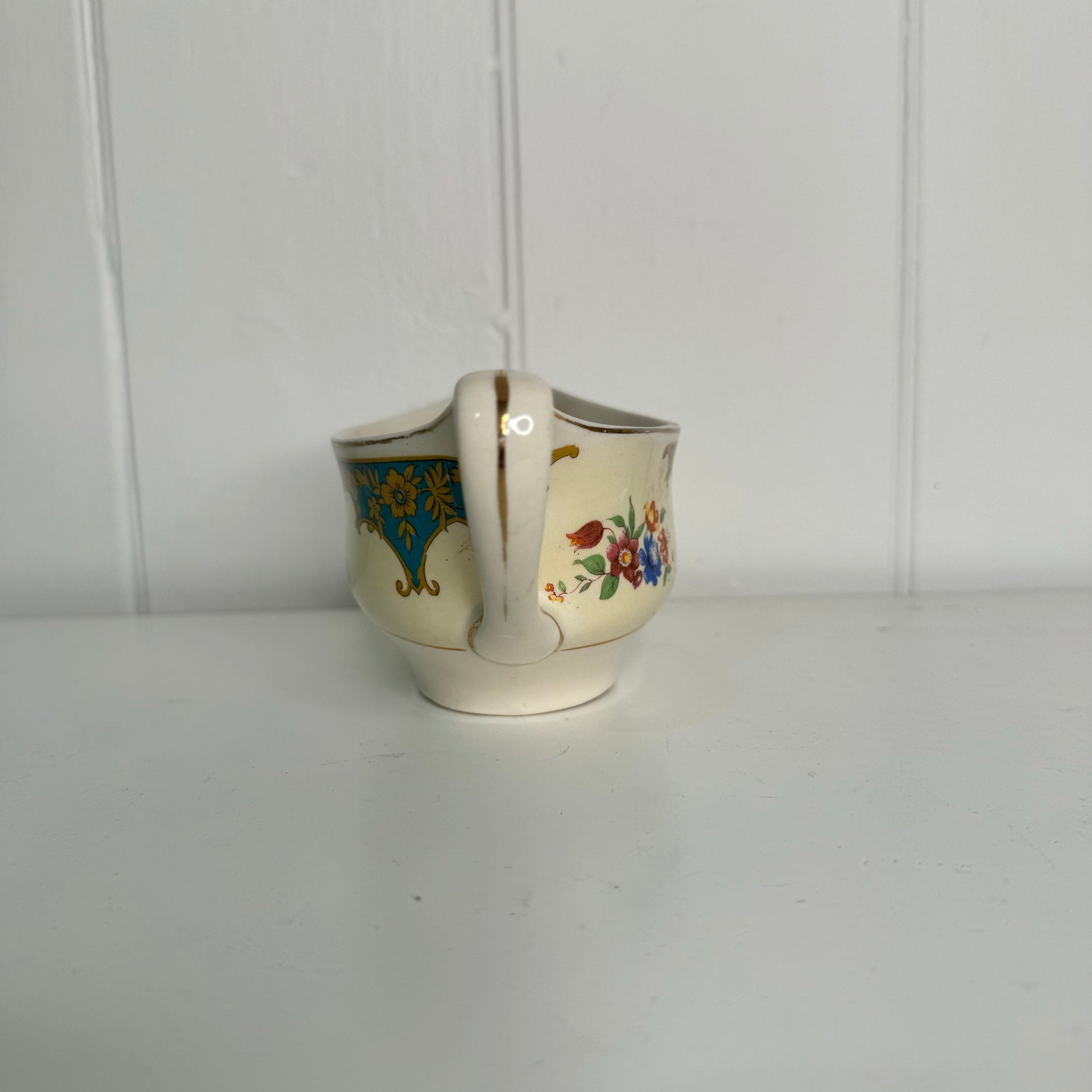 Bowerbird Cottage  Johnson Bros England - Pareek Gravy Boat