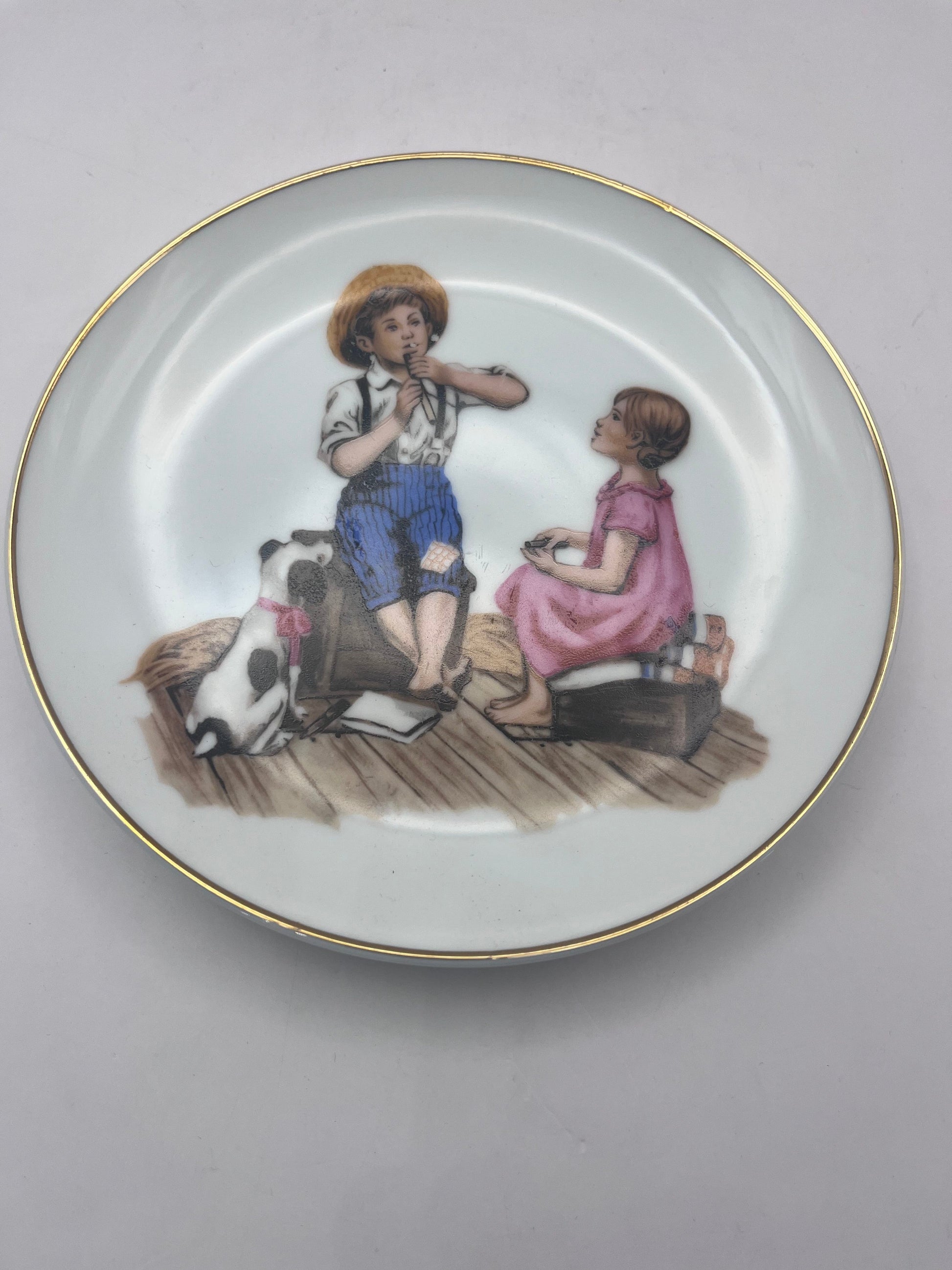Bowerbird Cottage  Museum Collection plates