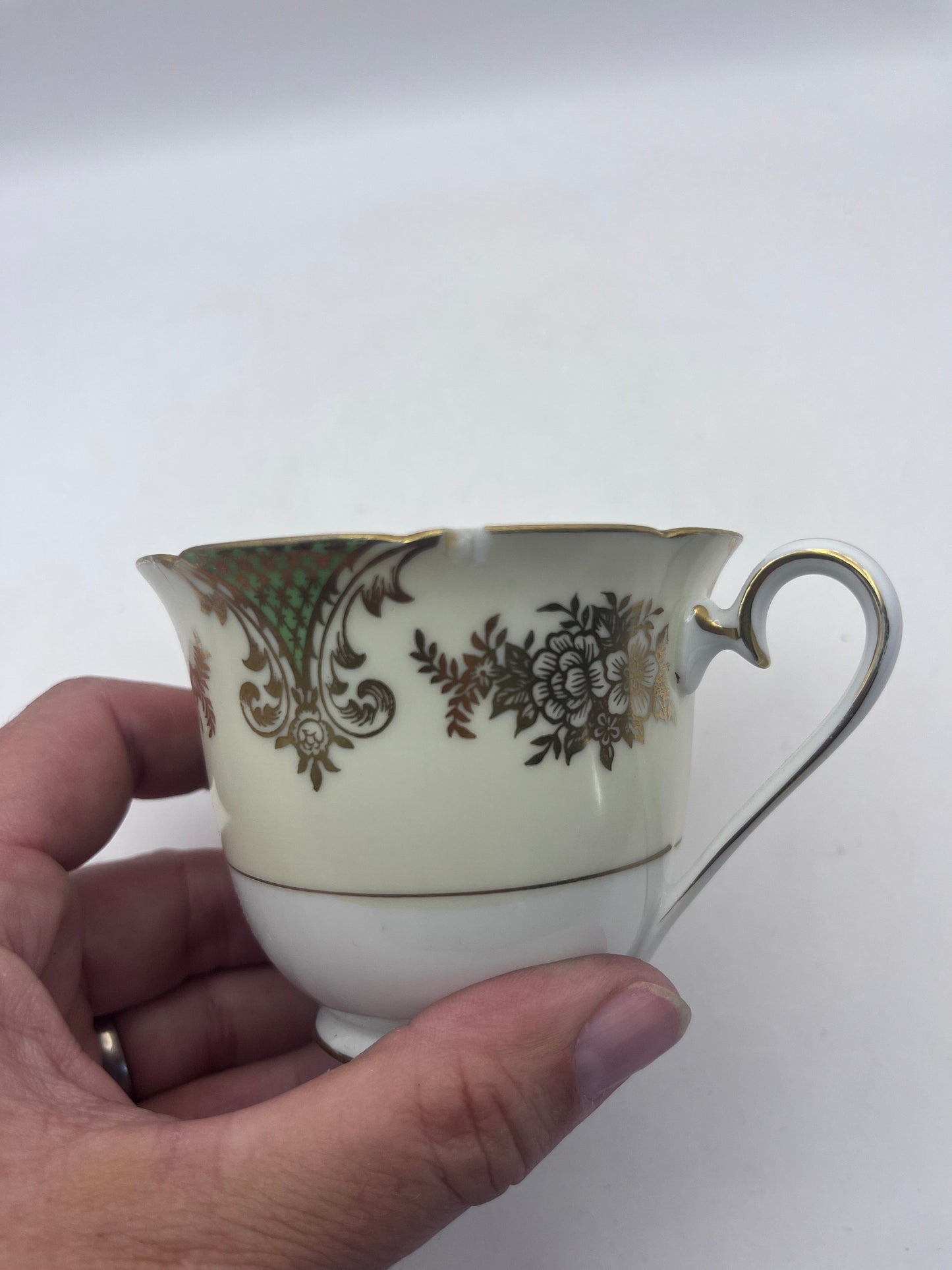 Bowerbird Cottage  Noritake China Kenwood Set