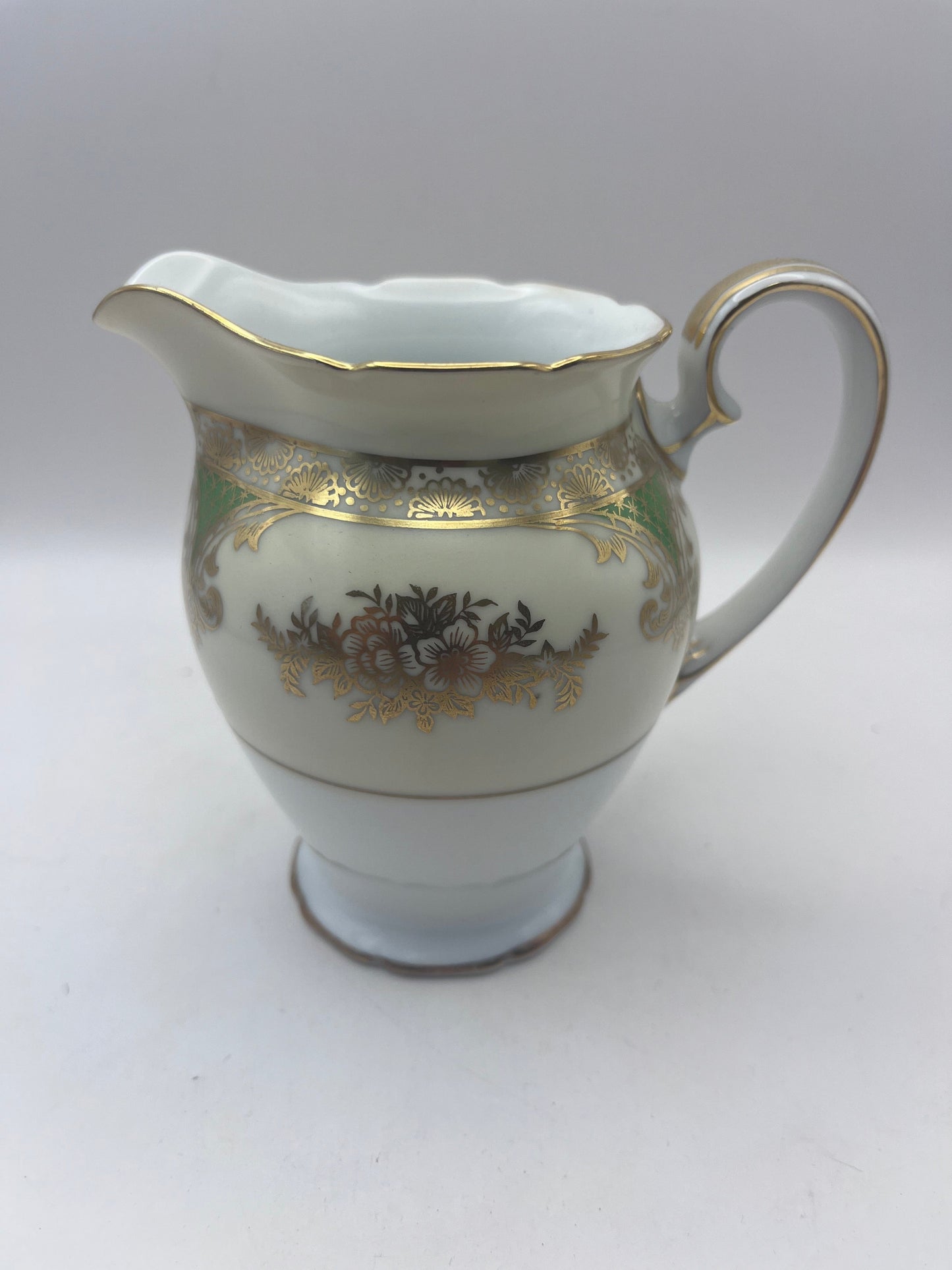 Bowerbird Cottage  Noritake China Kenwood Set