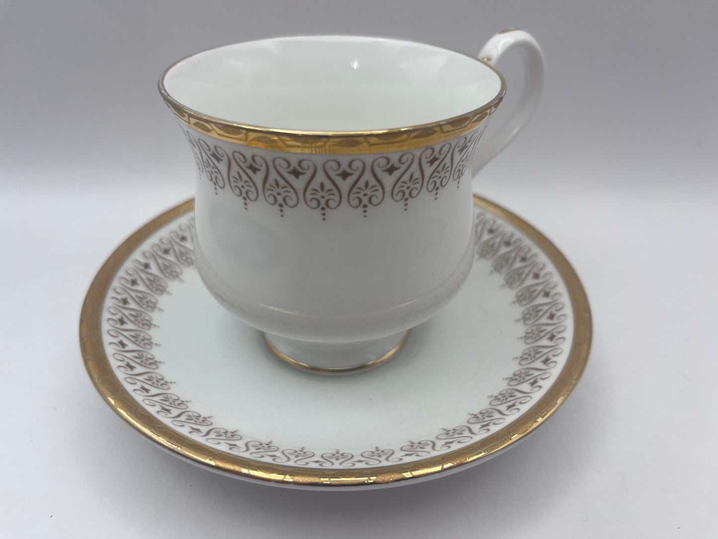 Bowerbird Cottage  Royal Albert 3 piece set