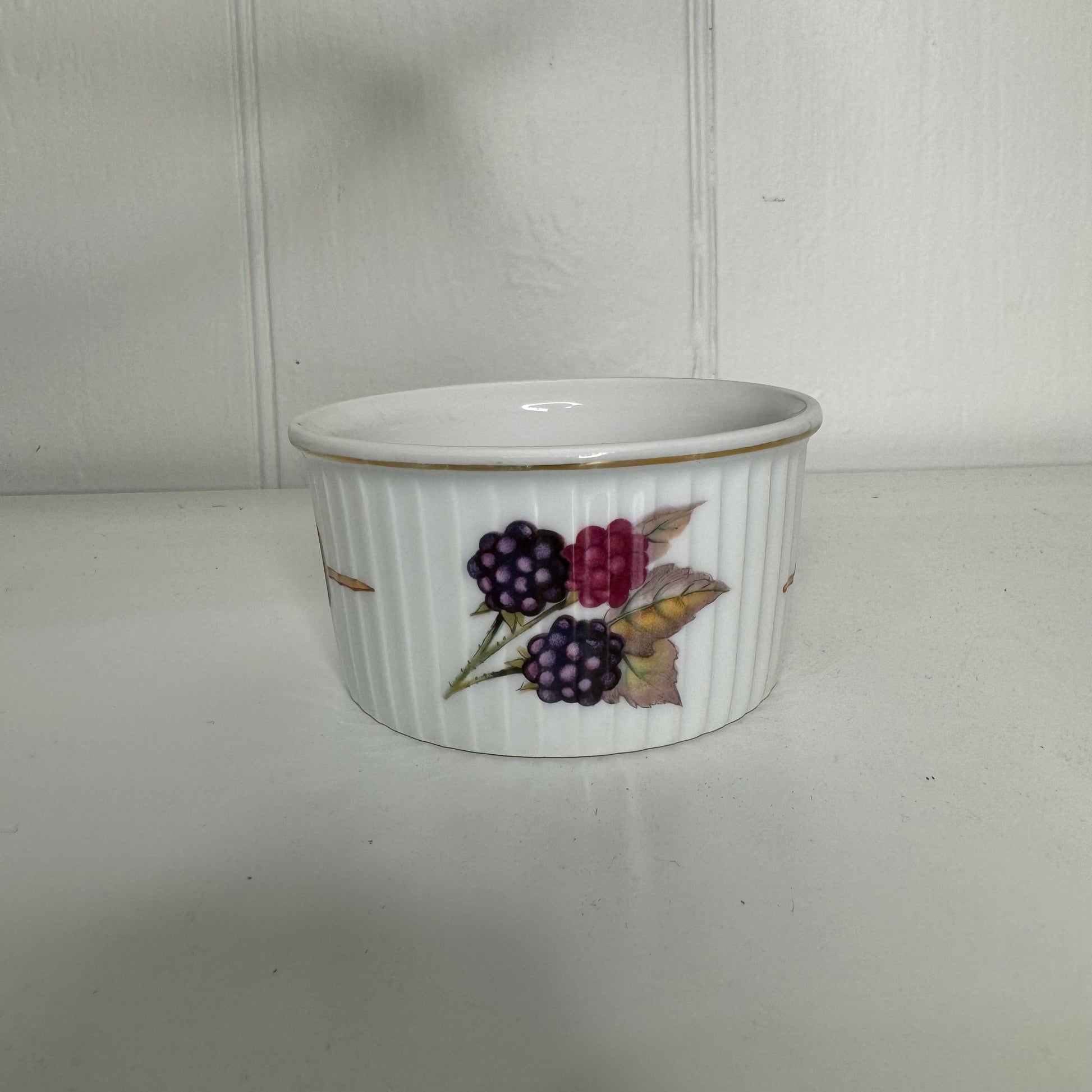 Bowerbird Cottage  Royal Worcester Evesham Ramekin Dish