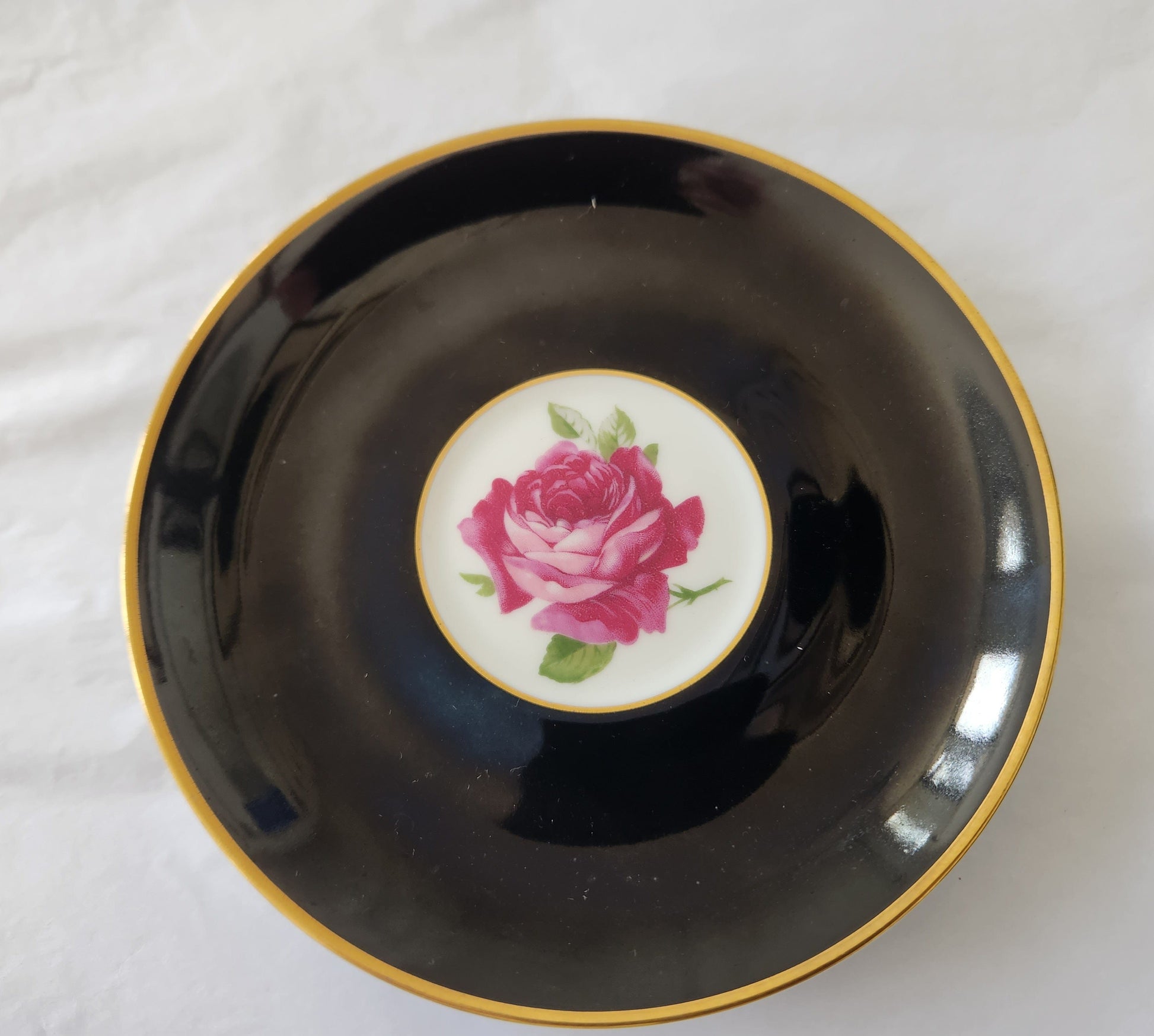 Bowerbird Cottage  Side Plate & Saucer (Adderley Rose)