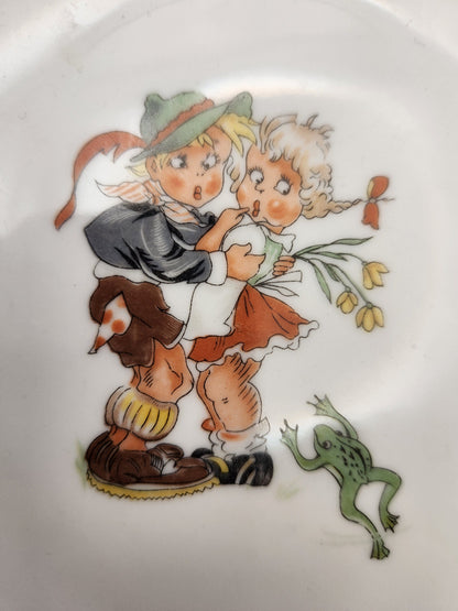 Bowerbird Cottage  Winterling Bavarian Cartoon Plate