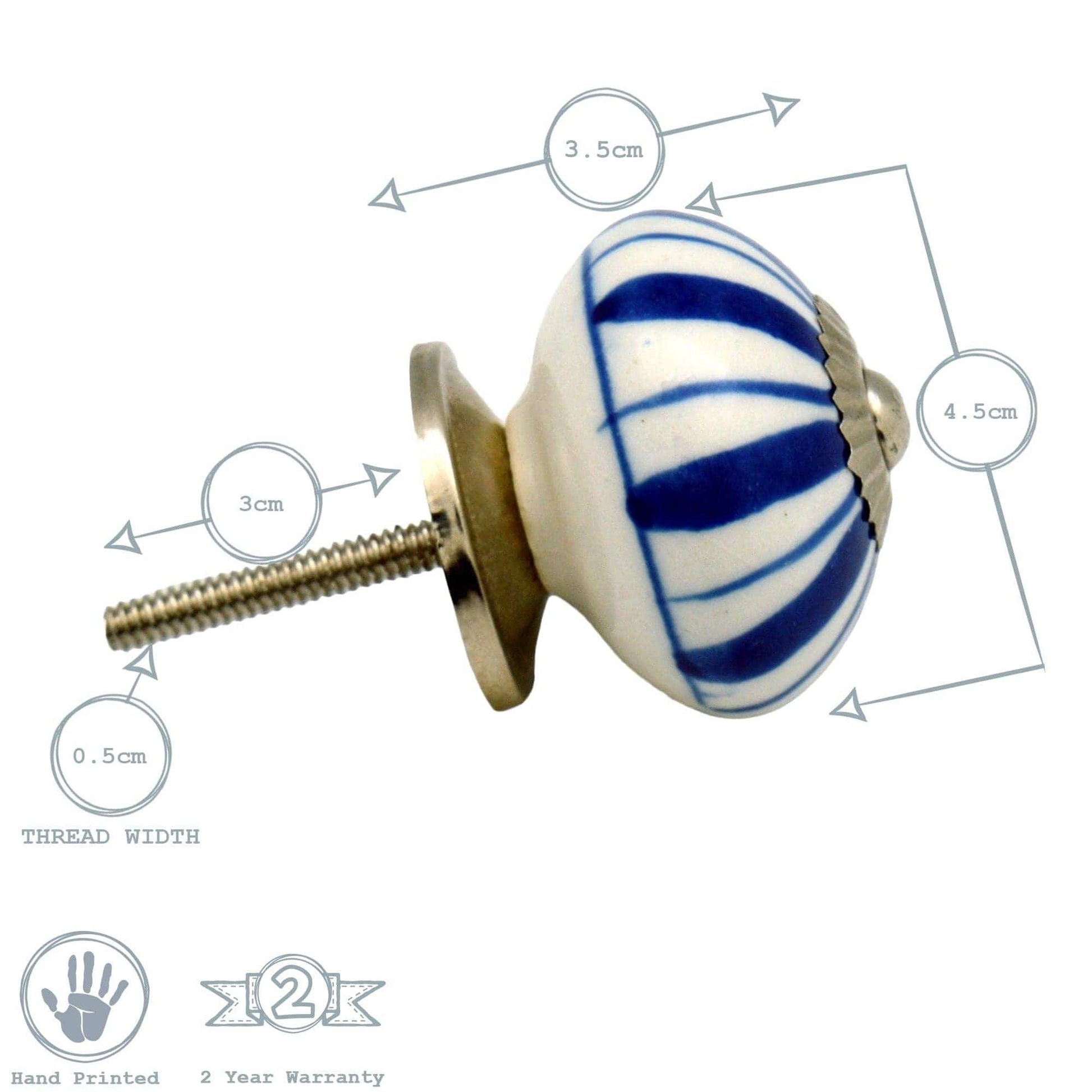 Rinkit Pty Ltd Nicola Spring Round Ceramic Drawer Knob - Black / White Flower TR-NS-DK133